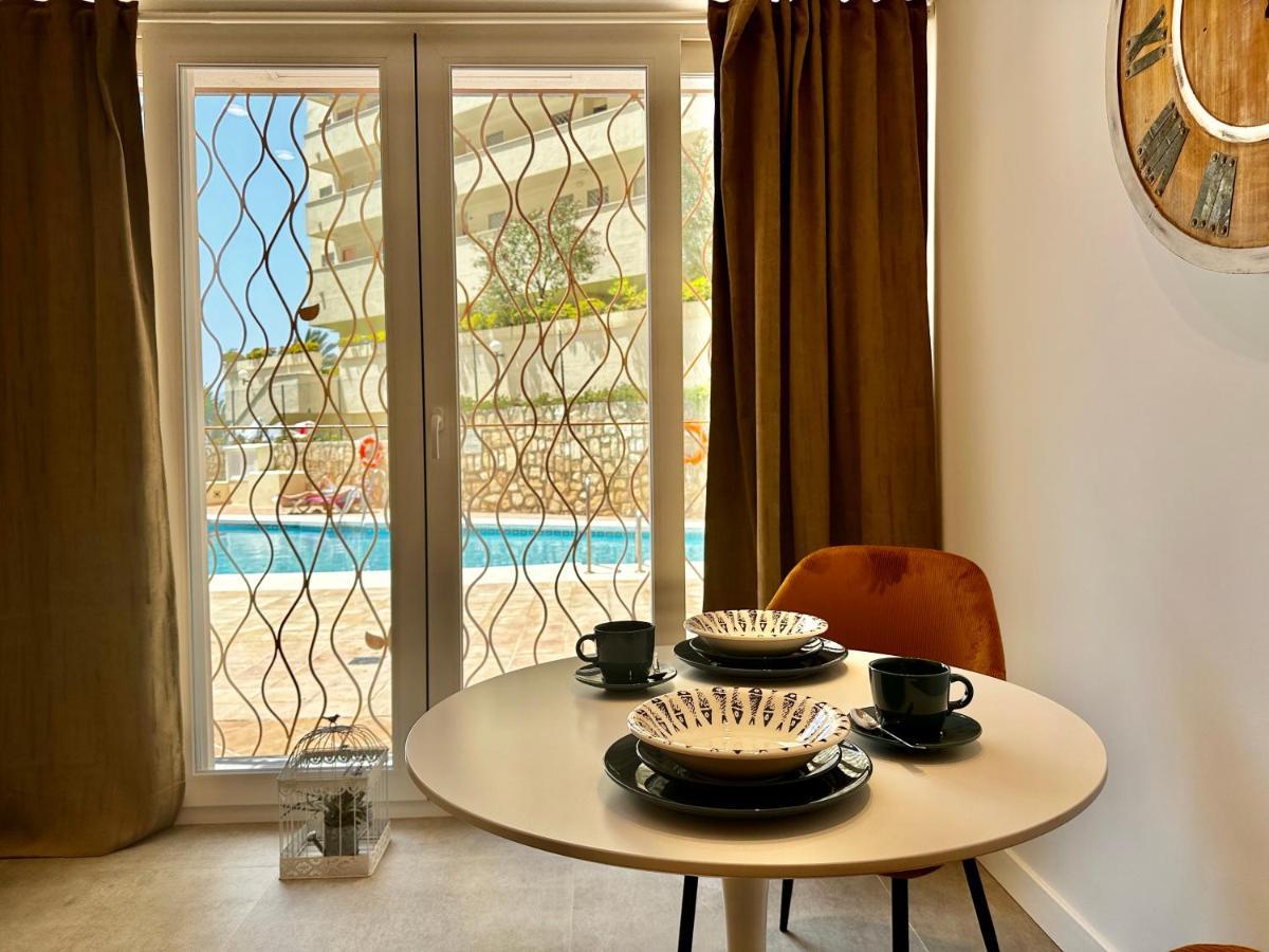 Loft 18 Beachfront Marbella Center Exterior photo